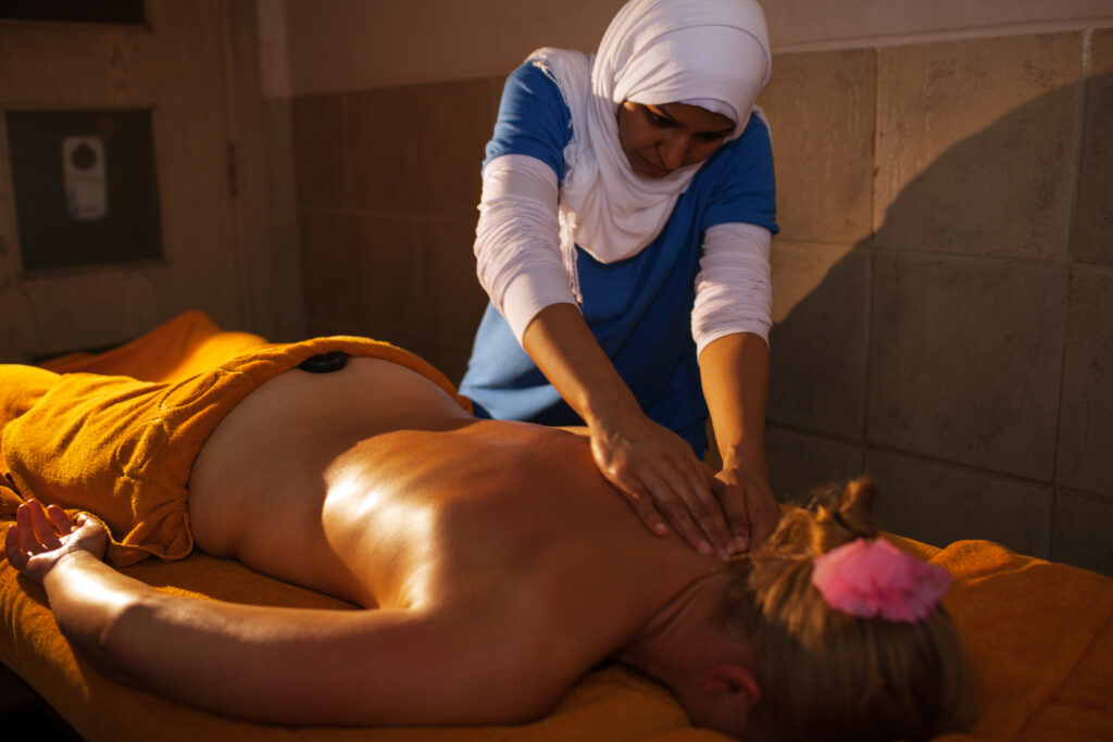 Back massage in Asian beauty spa